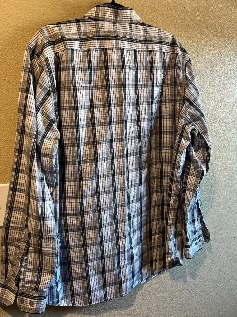 Banana Republic‎ Men's Plaid Button-Down Shirt - Black & White size XL preppy